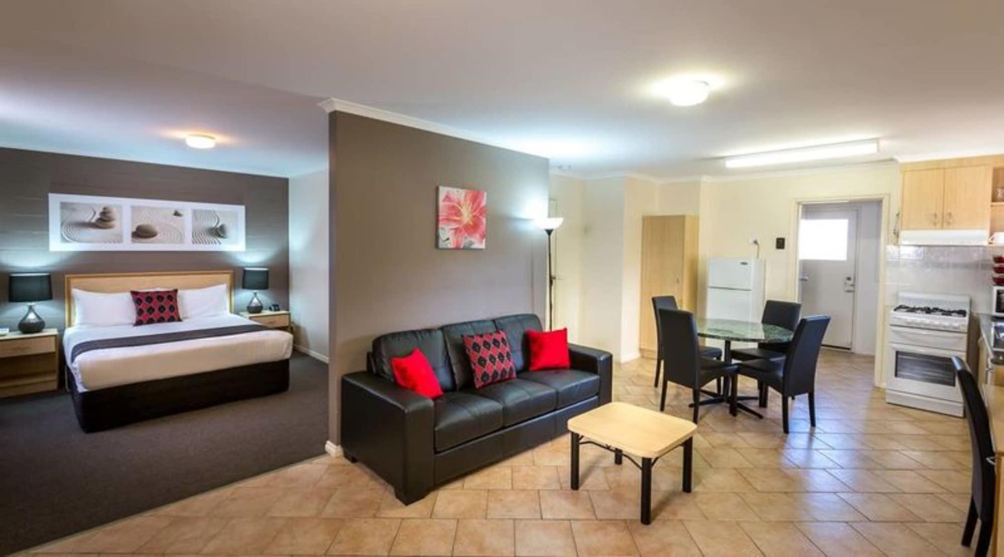 Comfort Inn & Suites King Avenue Sale Bagian luar foto