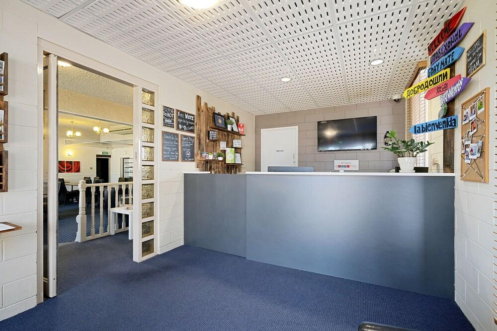 Comfort Inn & Suites King Avenue Sale Bagian luar foto